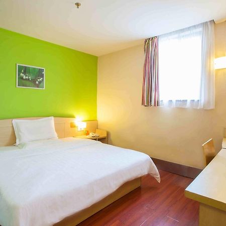 7Days Inn Huaihua Mayang Binhe Road Exterior foto