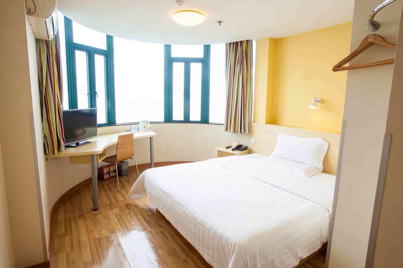 7Days Inn Huaihua Mayang Binhe Road Exterior foto