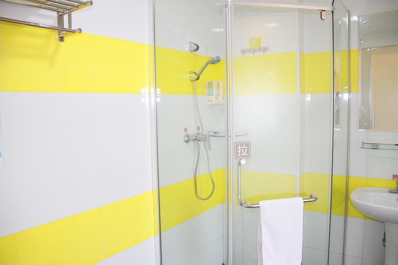 7Days Inn Huaihua Mayang Binhe Road Exterior foto